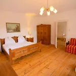 Villa Hardegg 公寓 *